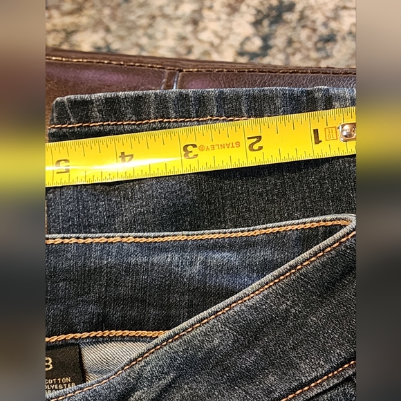 NWOT Love Indigo Premium Blue Boho Embroidery Floral Flower Jeans 8 Ankle Skinny - Picture 2 of 7